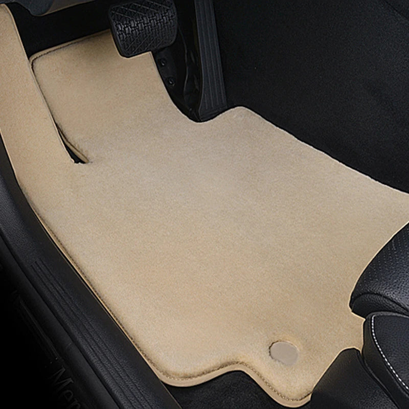 Tapete Automotivo de Luxo em Lã Macia – Conforto, Elegância e Proteção Total
